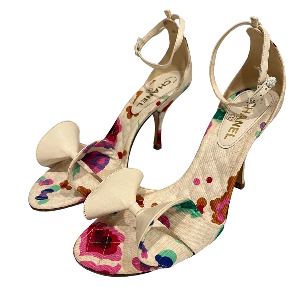 Chanel White Floral Canvas Bow Ankle Strap Sandals
